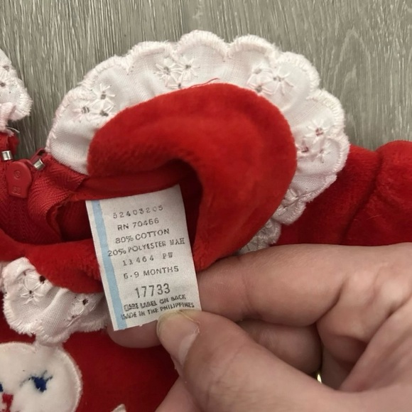 Vintage Baby Christmas Red Romper Size 6-9 Months - Picture 2 of 4